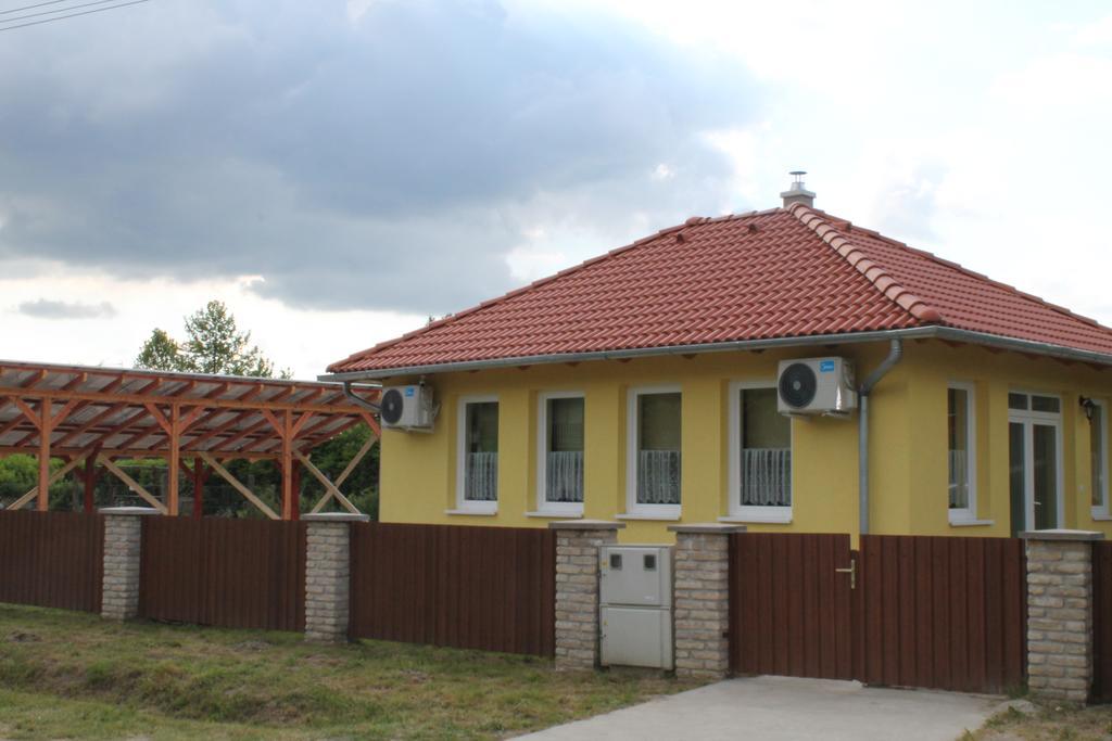 Ponty Orsó Vendégház Nagybaracska Esterno foto